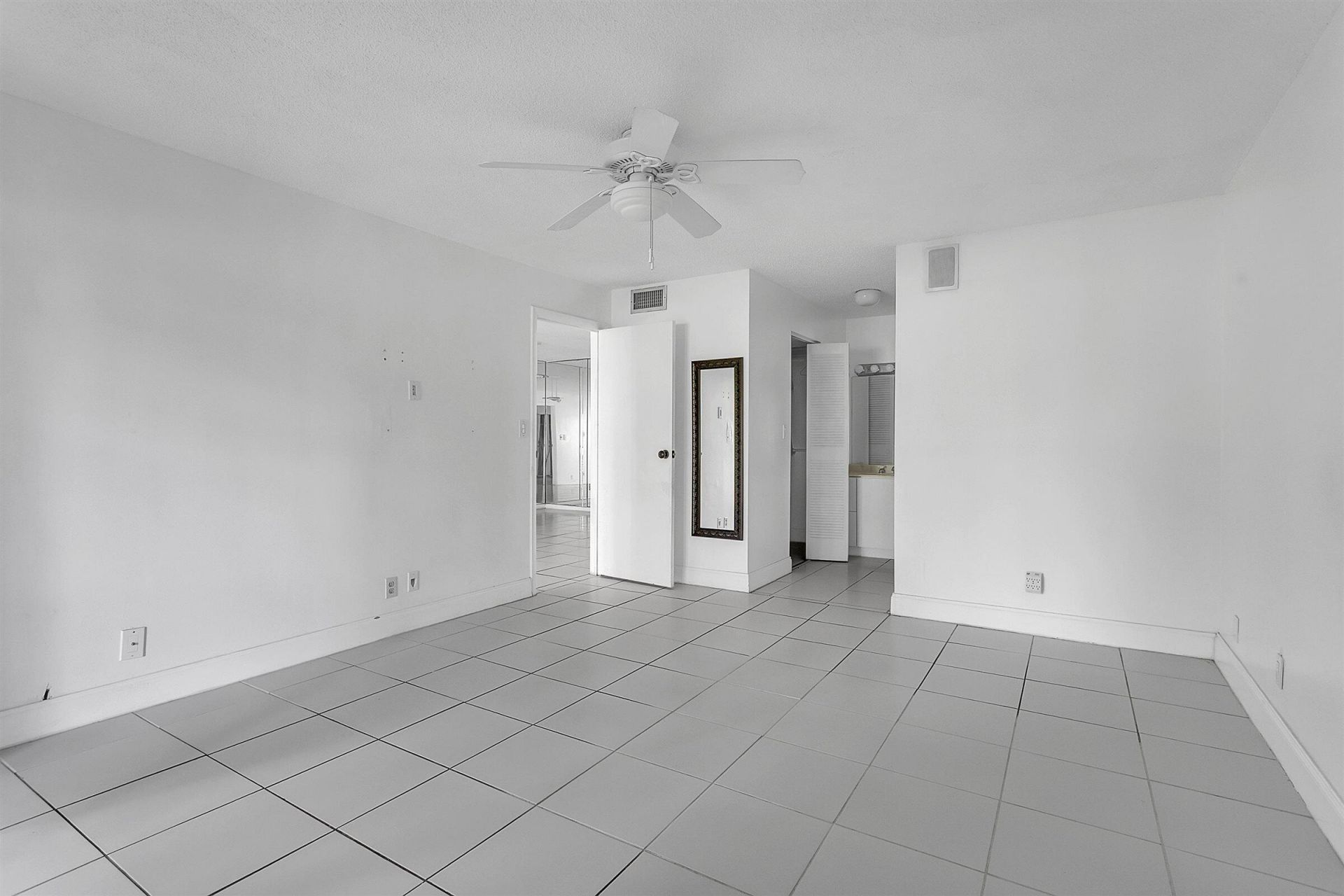 5860 NW 44th Street, Unit 111, Lauderhill, FL 33319 Photo
