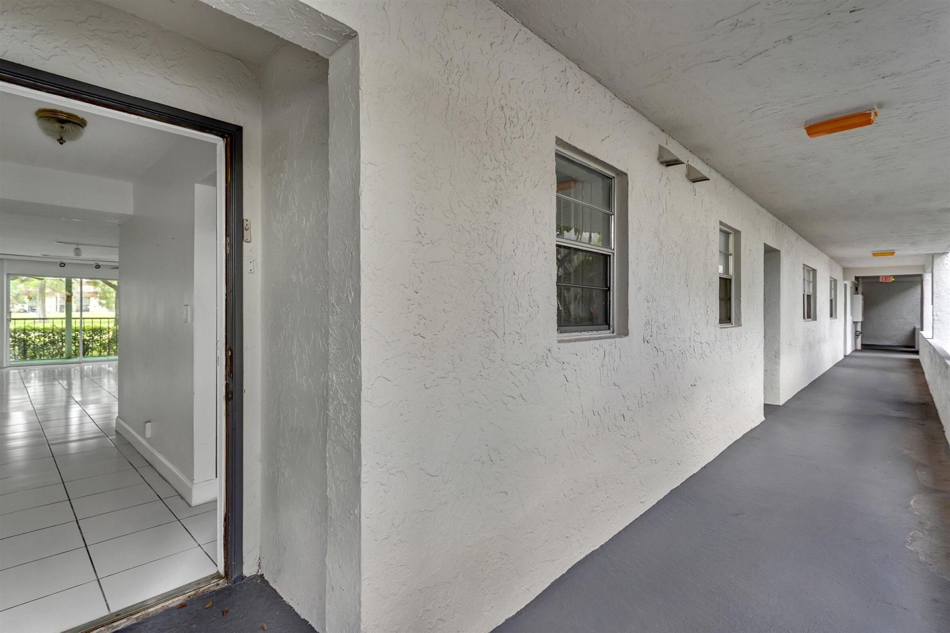 5860 NW 44th Street, Unit 111, Lauderhill, FL 33319 Photo