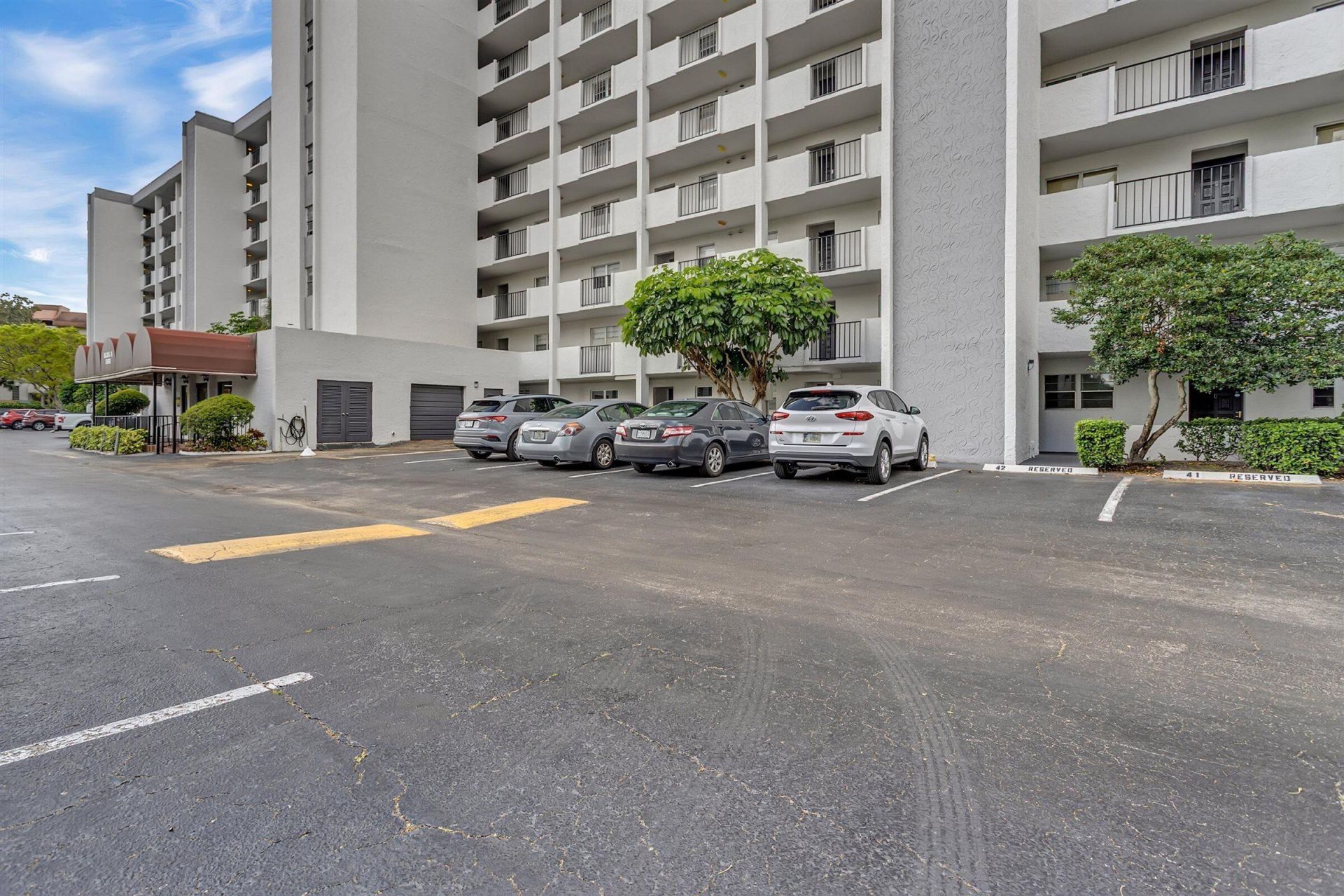 5860 NW 44th Street, Unit 111, Lauderhill, FL 33319 Photo