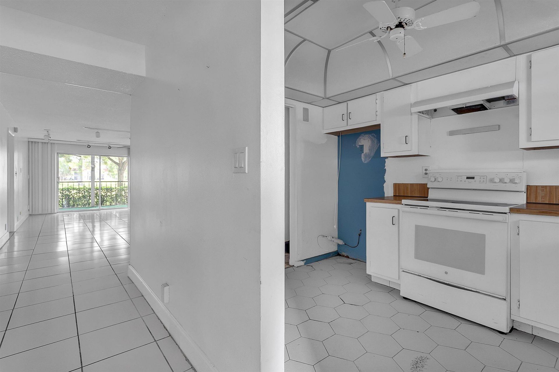 5860 NW 44th Street, Unit 111, Lauderhill, FL 33319 Photo