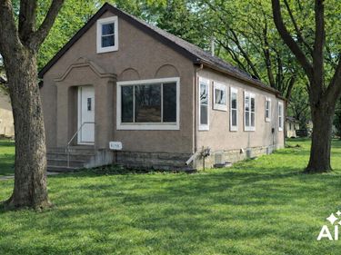 4158 Zane Avenue N, Robbinsdale, MN 55422