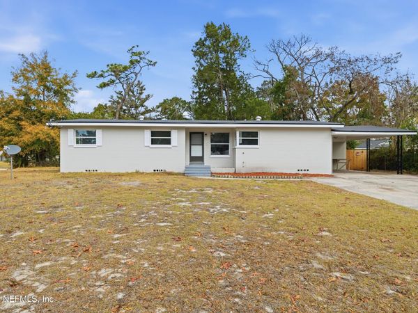 6039 GLENN ROSE Drive, Jacksonville, FL 32277