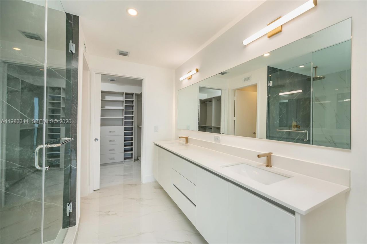 700 NE 24th St, Unit 2506, Miami, FL 33137 Photo
