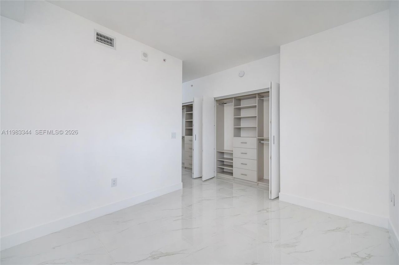 700 NE 24th St, Unit 2506, Miami, FL 33137 Photo