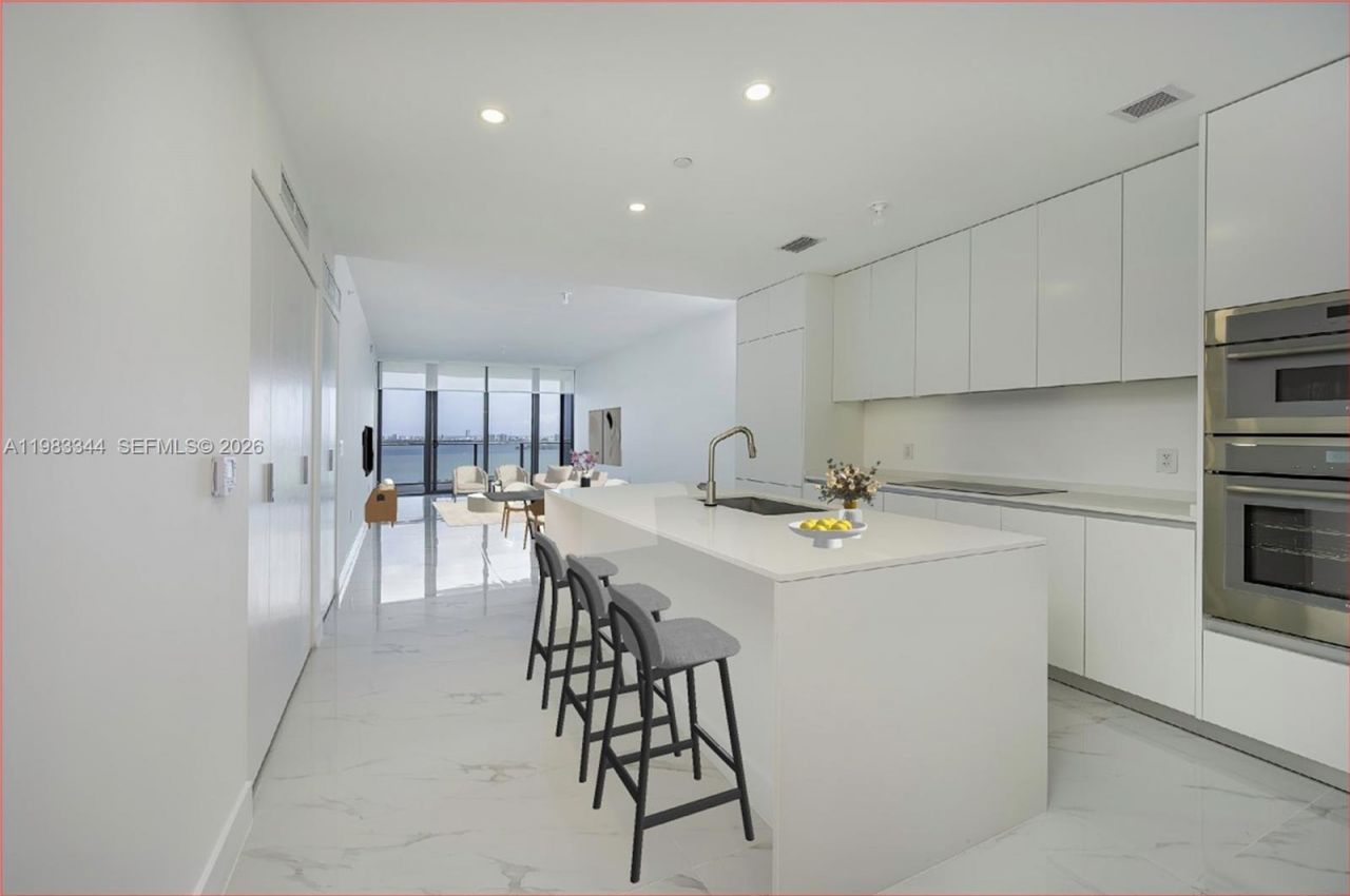 700 NE 24th St, Unit 2506, Miami, FL 33137 Photo