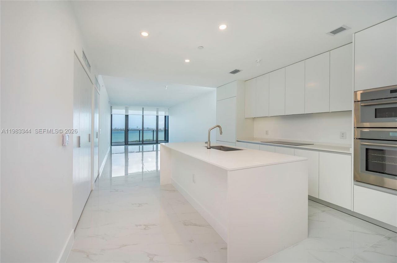 700 NE 24th St, Unit 2506, Miami, FL 33137 Photo