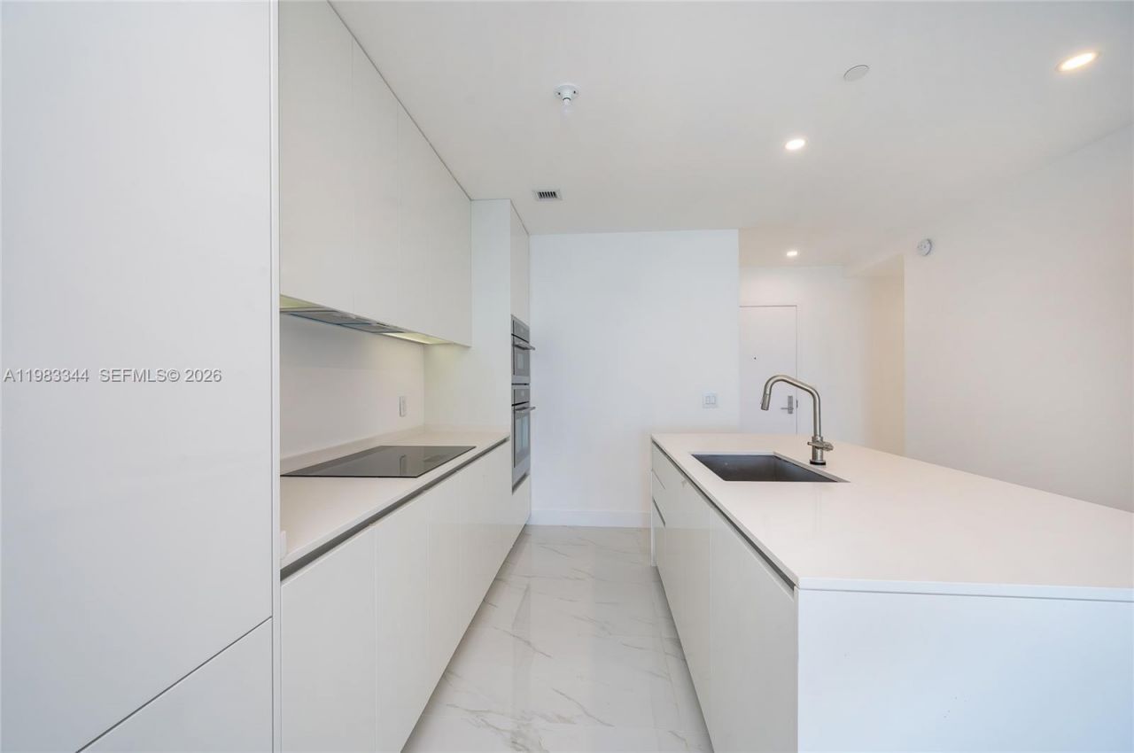 700 NE 24th St, Unit 2506, Miami, FL 33137 Photo