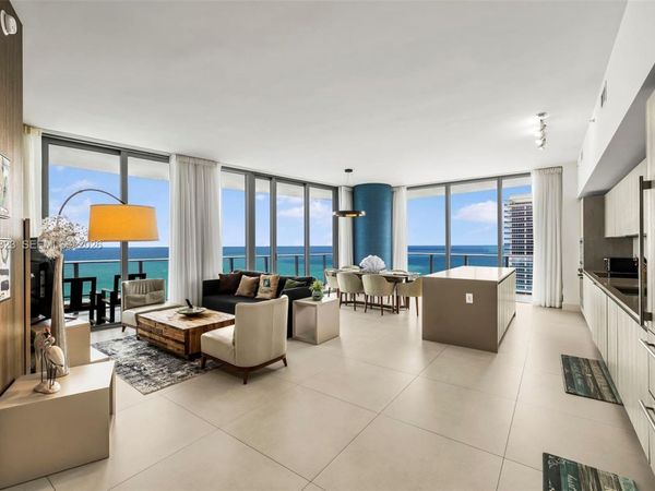 4111 S Ocean Dr , Unit LPH1, Hollywood, FL 33019