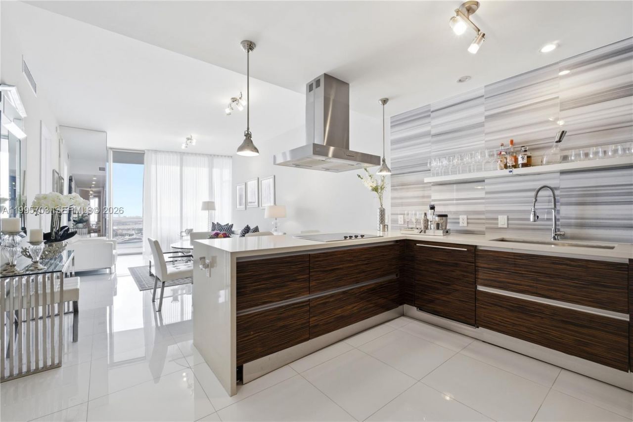 1100 Biscayne Blvd, Unit 2902, Miami, FL 33132 Photo