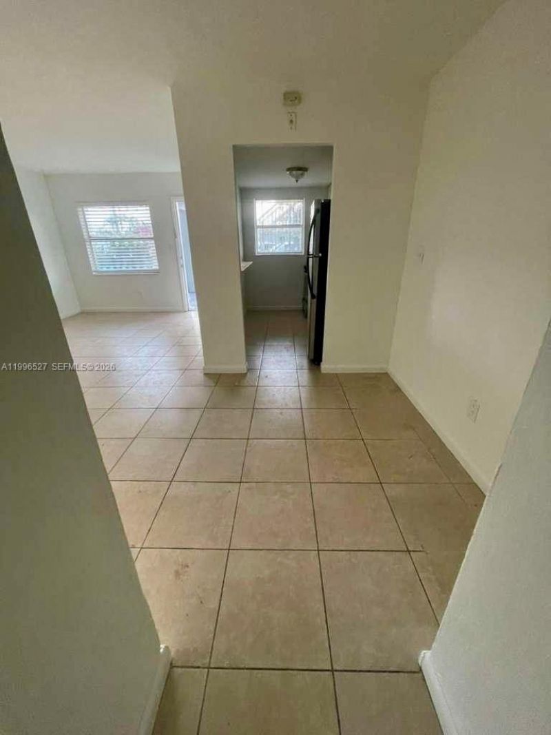 7101 SW 89th Ct, Unit 102, Miami, FL 33173 Photo