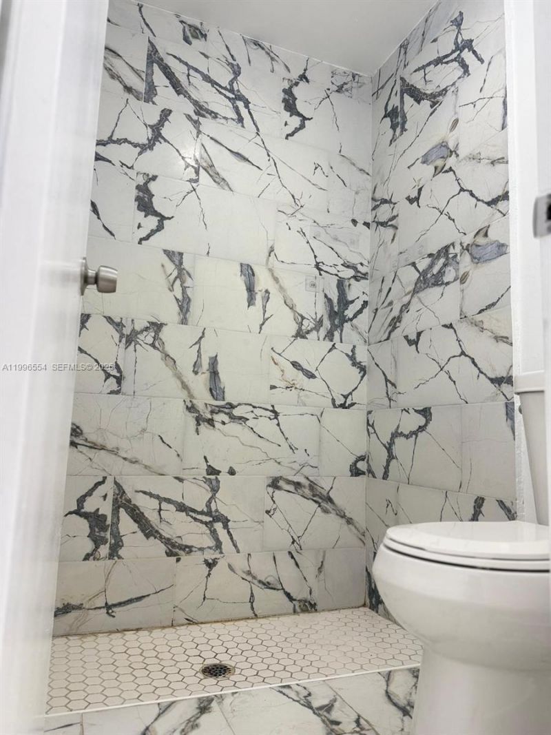 3816 SW 68th Way , Unit 14-F, Miramar, FL 33023 Photo