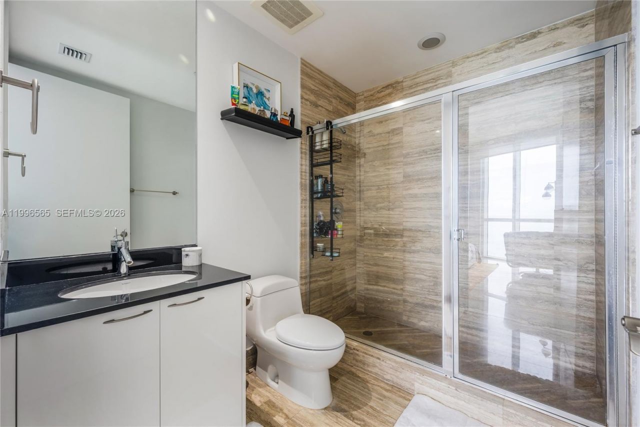 15901 Collins Ave , Unit 2104, Sunny Isles Beach, FL 33160 Photo