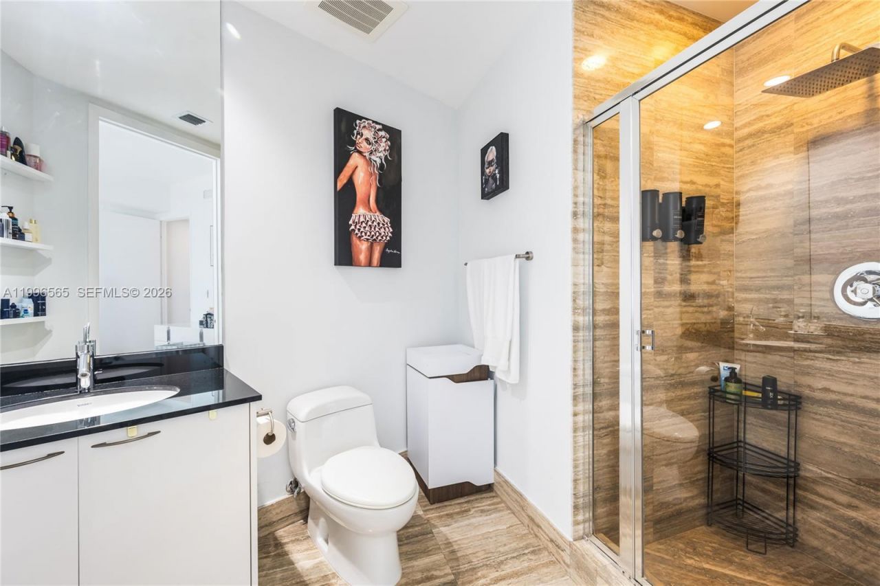 15901 Collins Ave , Unit 2104, Sunny Isles Beach, FL 33160 Photo