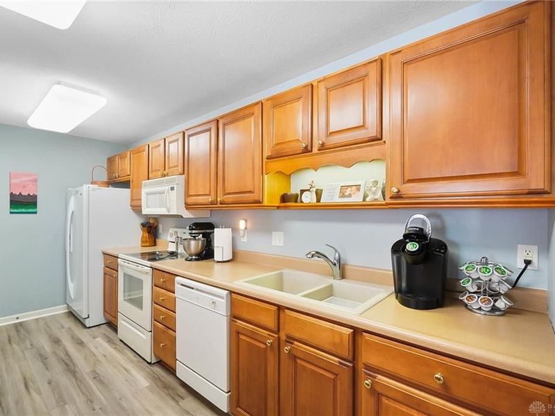 1964 Waterstone Boulevard, Unit 103, Miamisburg, OH 45342 Photo 13