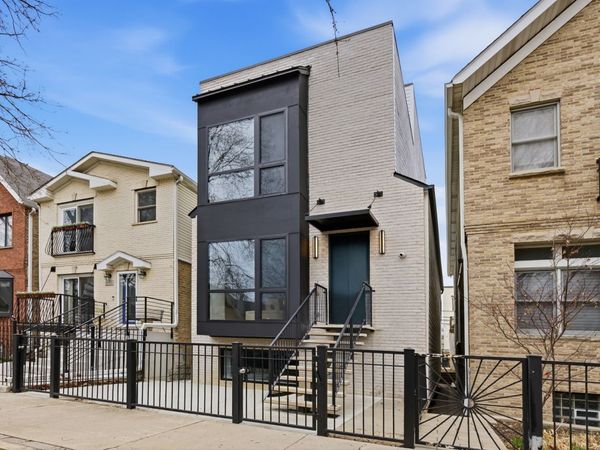 2156 N CLAREMONT Street, Chicago, IL 60647