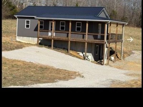 20 State Park Road , Burkesville, KY 42717
