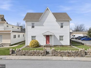 3512 WALNUT STREET, HARRISBURG, PA 17109