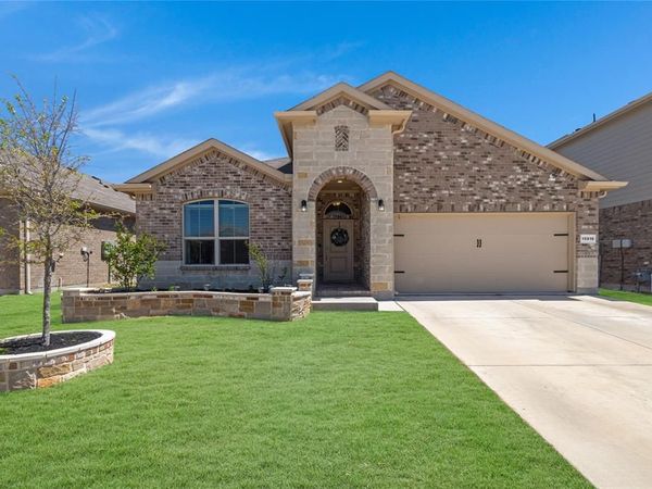 15816 Caballero Drive, Fort Worth, TX 76247