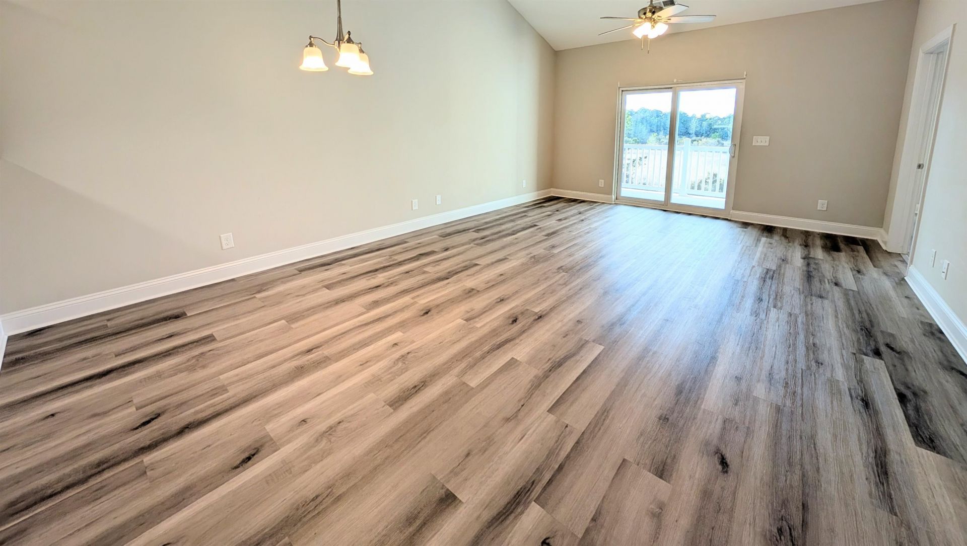 338 Kiskadee Loop  Photo 5