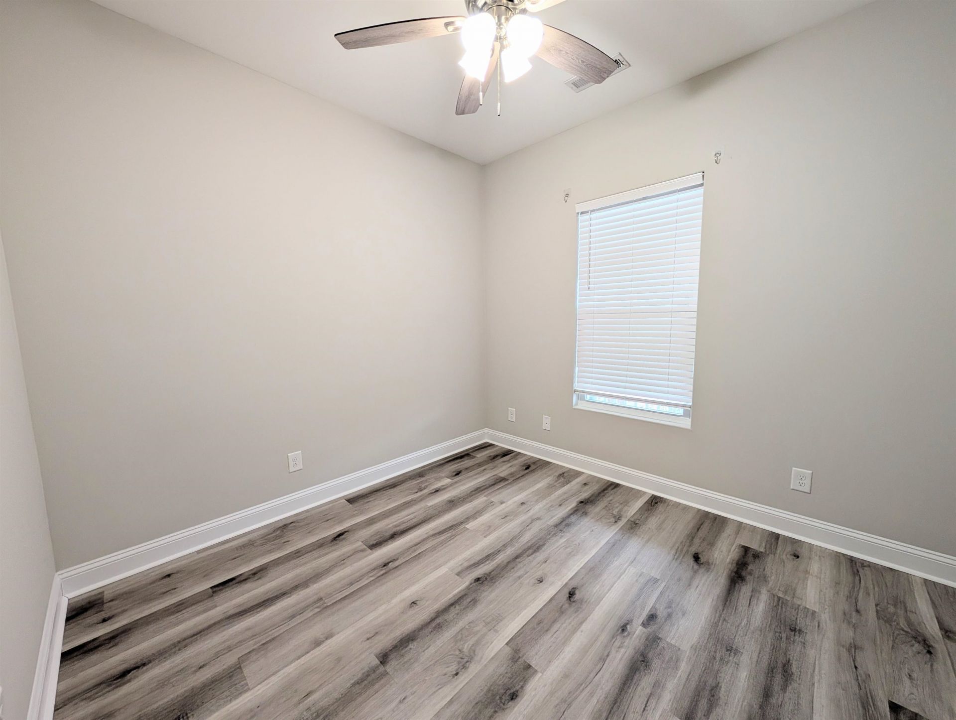 338 Kiskadee Loop  Photo 8