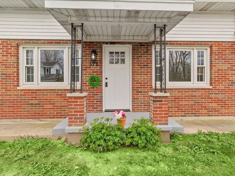 371 W Lynn Street, Saint Paris, OH 43072 Photo 2