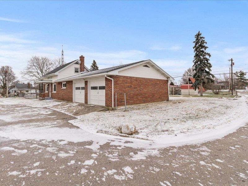 371 W Lynn Street, Saint Paris, OH 43072 Photo 3