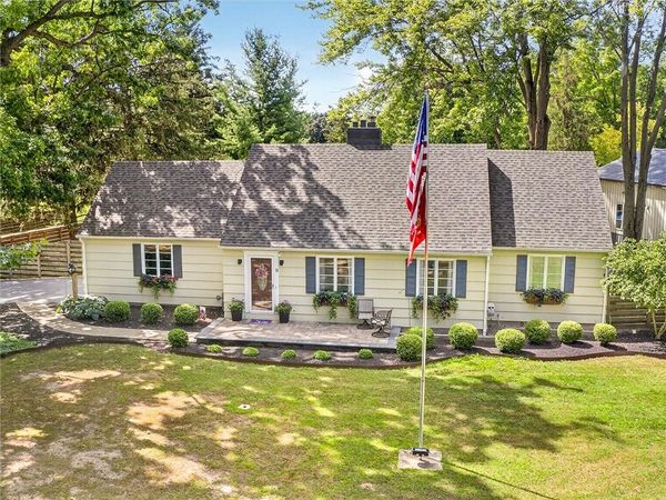 9 Oakwood Ln , Scottsville, NY 14546