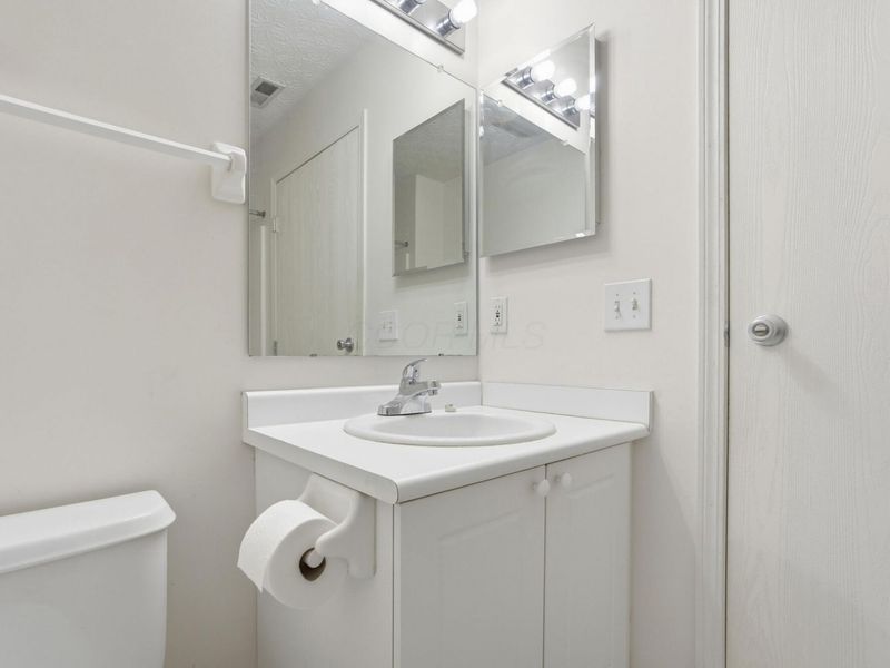 6718 Hamler Drive , Unit 33A, Canal Winchester, OH 43110 Photo 23