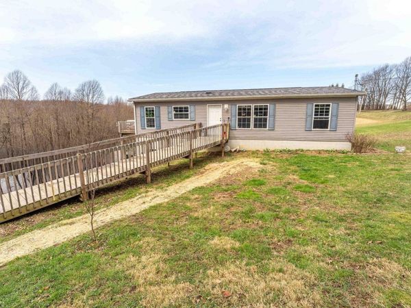 24 Faith Avenue, Masontown, WV 26542