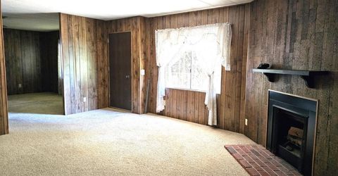 12104 Hemlock Dr, Auburn, CA 95603 Photo