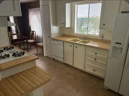 12104 Hemlock Dr, Auburn, CA 95603 Photo