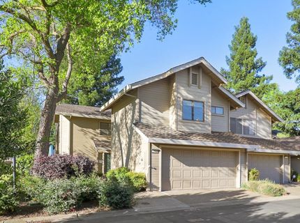 1932 University Park Dr, Sacramento, CA 95825 Photo