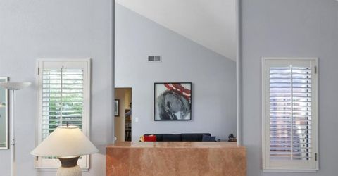 1932 University Park Dr, Sacramento, CA 95825 Photo