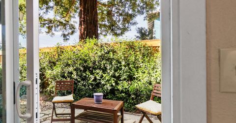 1932 University Park Dr, Sacramento, CA 95825 Photo