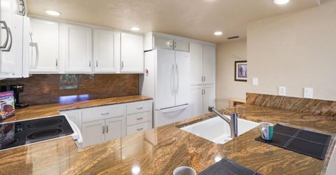 1932 University Park Dr, Sacramento, CA 95825 Photo