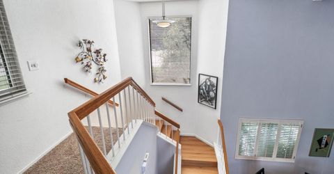 1932 University Park Dr, Sacramento, CA 95825 Photo