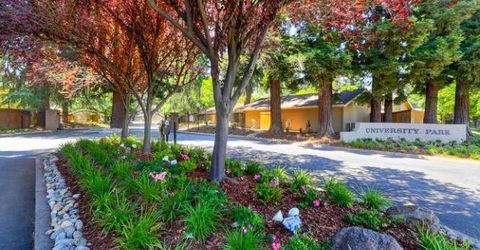 1932 University Park Dr, Sacramento, CA 95825 Photo