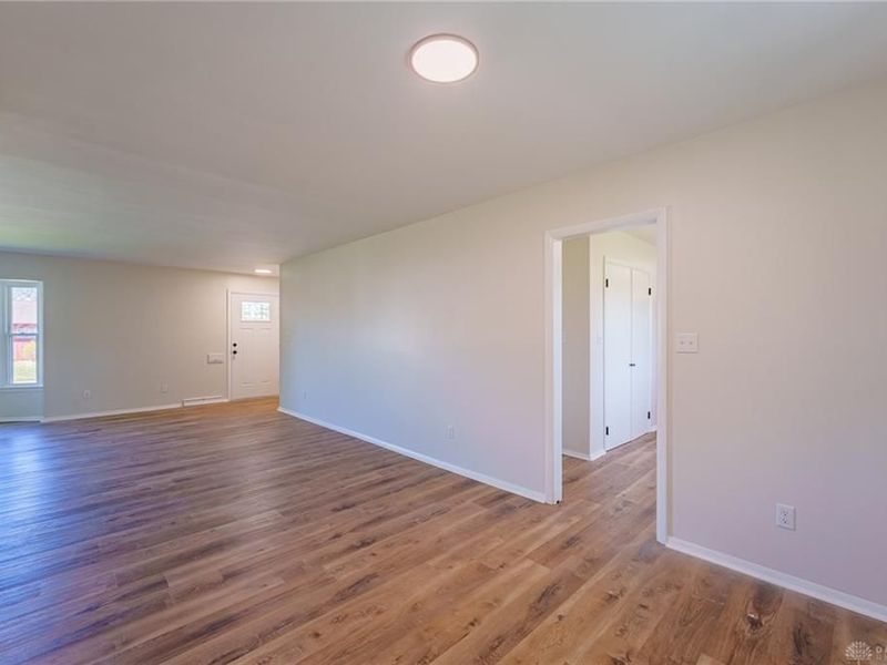 1708 Brookhollow Drive, Springfield, OH 45504 Photo 14