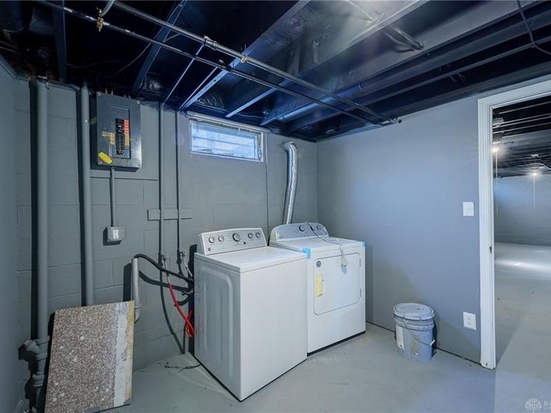 1708 Brookhollow Drive, Springfield, OH 45504 Photo 34