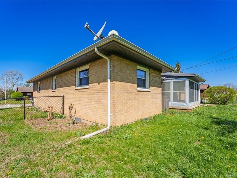 1708 Brookhollow Drive, Springfield, OH 45504 Photo 38