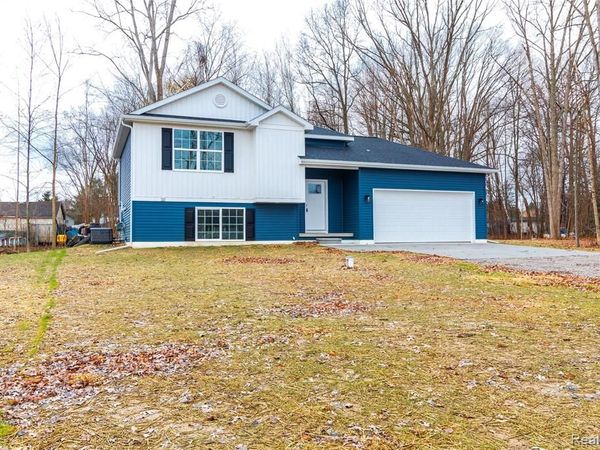 5155 Coldwater Road, Oregon Twp, MI 48446