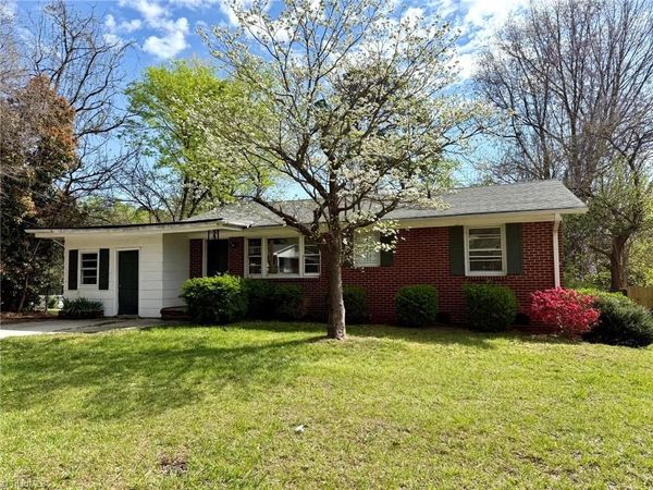 2003 Vanstory Street , Greensboro, NC 27403