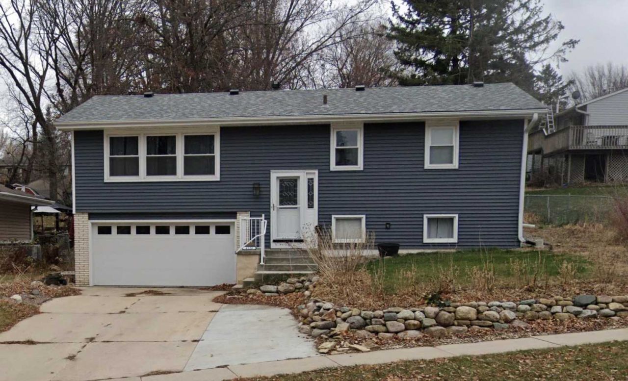 4126 3rd St NW  Rochester, MN 55901