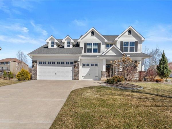 3308 Arden Drive, Woodbury, MN 55129