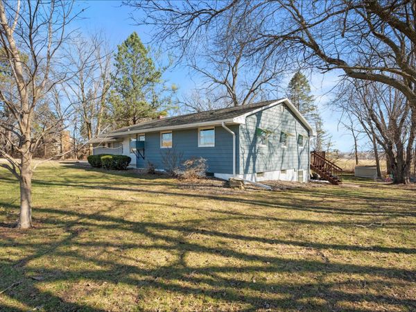 12488 440th Street , Wanamingo, MN 55983