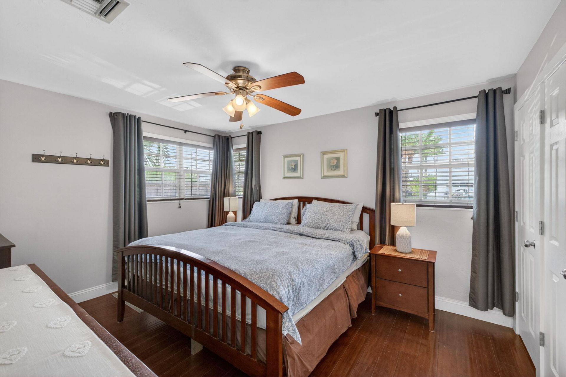 4532 Poinciana Street, Lauderdale by the Sea, FL 33308 Photo