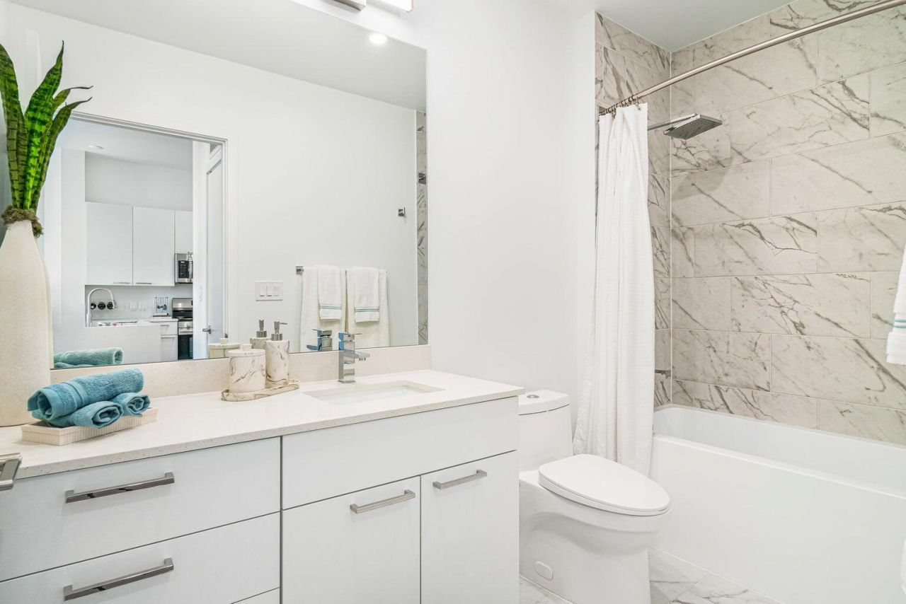 2121 Broward Avenue, Unit 223, West Palm Beach, FL 33407 Photo