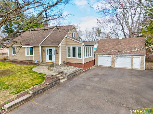 21 Weymouth, Enfield, CT 06082