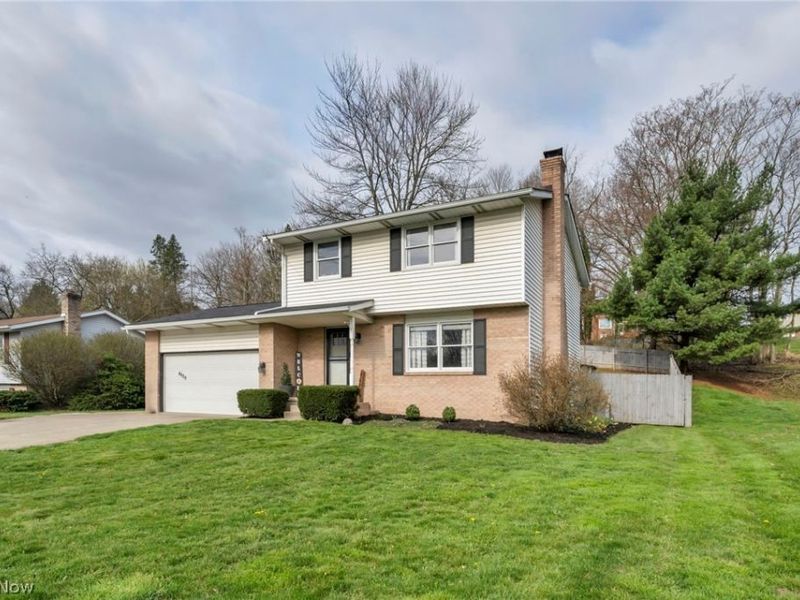 4629 Middlebranch Avenue NE, Canton, OH 44705 Photo 2