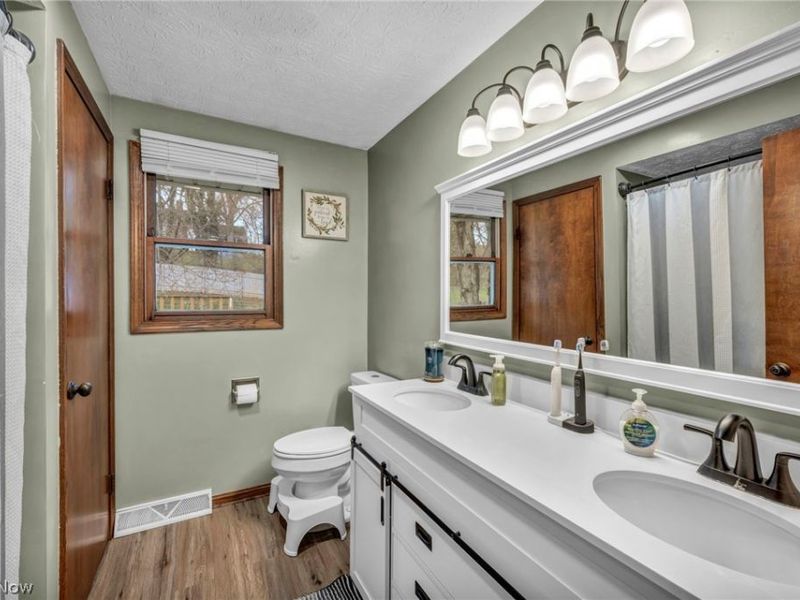 4629 Middlebranch Avenue NE, Canton, OH 44705 Photo 23